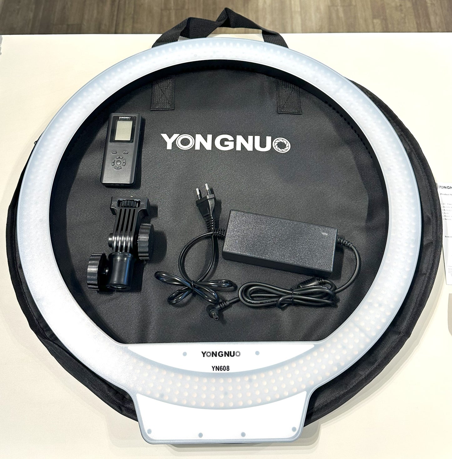 Ring Light Yongnuo 608